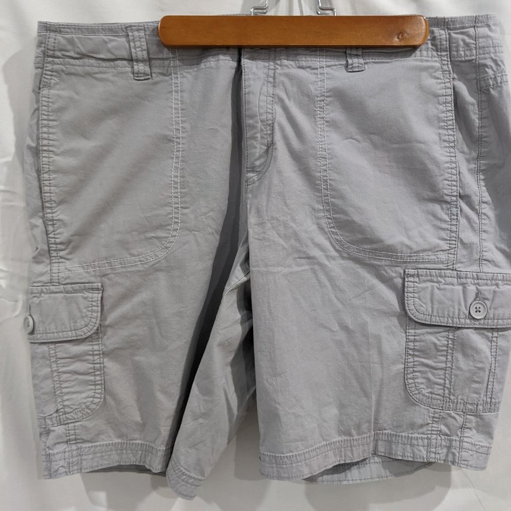 Women's Faded Glory Cargo shorts